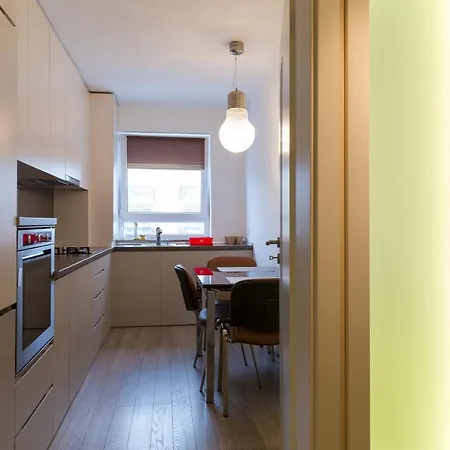Lara Apartment B18 *