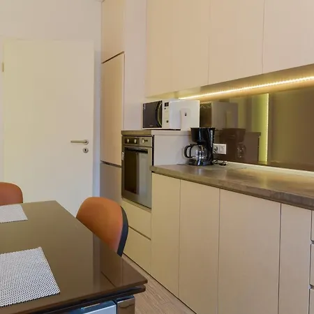 Lara Apartment B18 Apartment